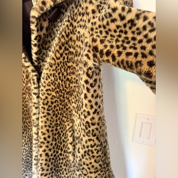 VTG Norm Thompson Faux Fur Coat Oversized Leopard Cheetah Size Small EUC - Picture 8 of 11